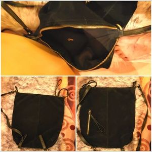 BLACK AND GOLD CROSSBODY